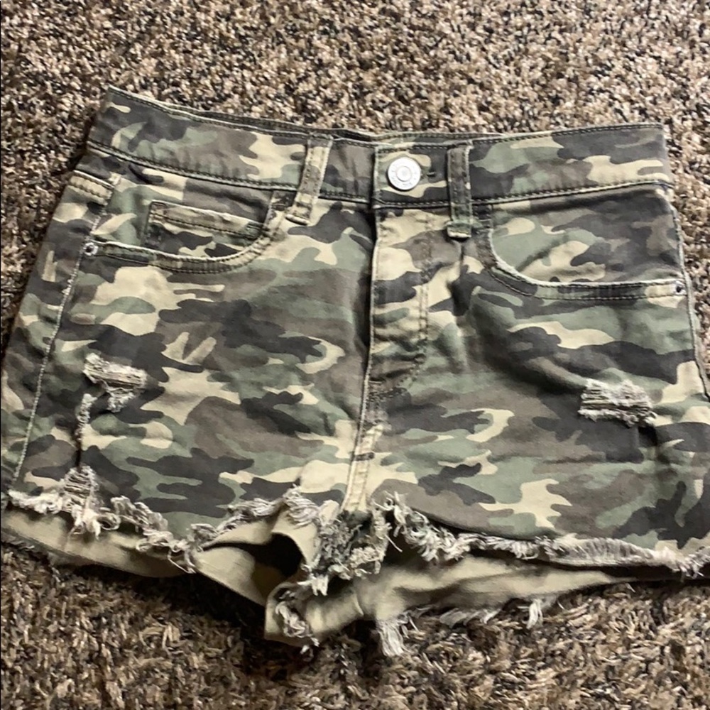 camo shorts